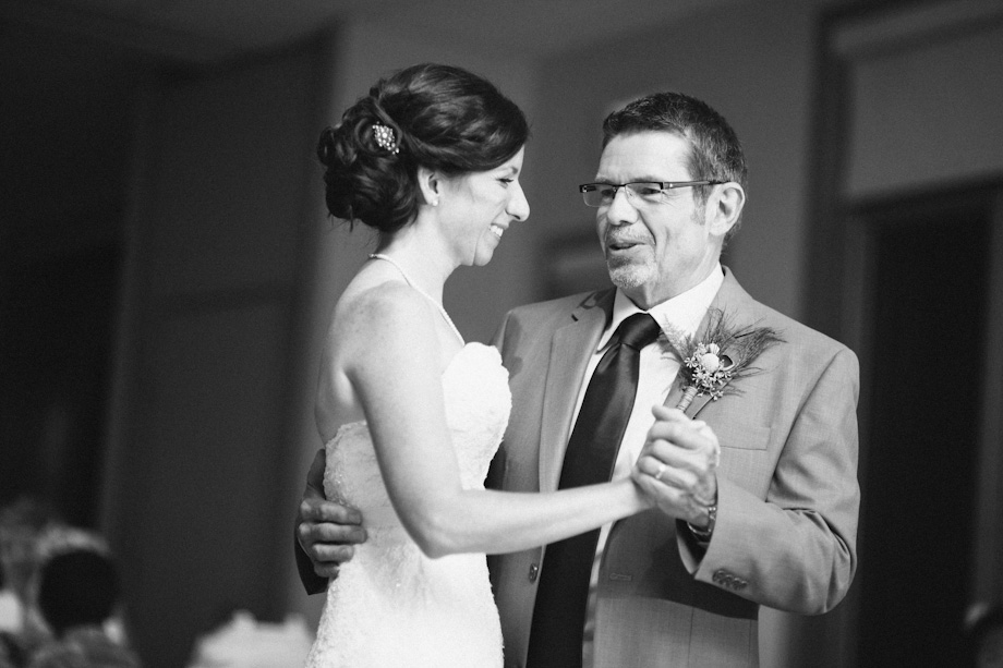 Omaha Wedding Photographer Father Daughter Dance