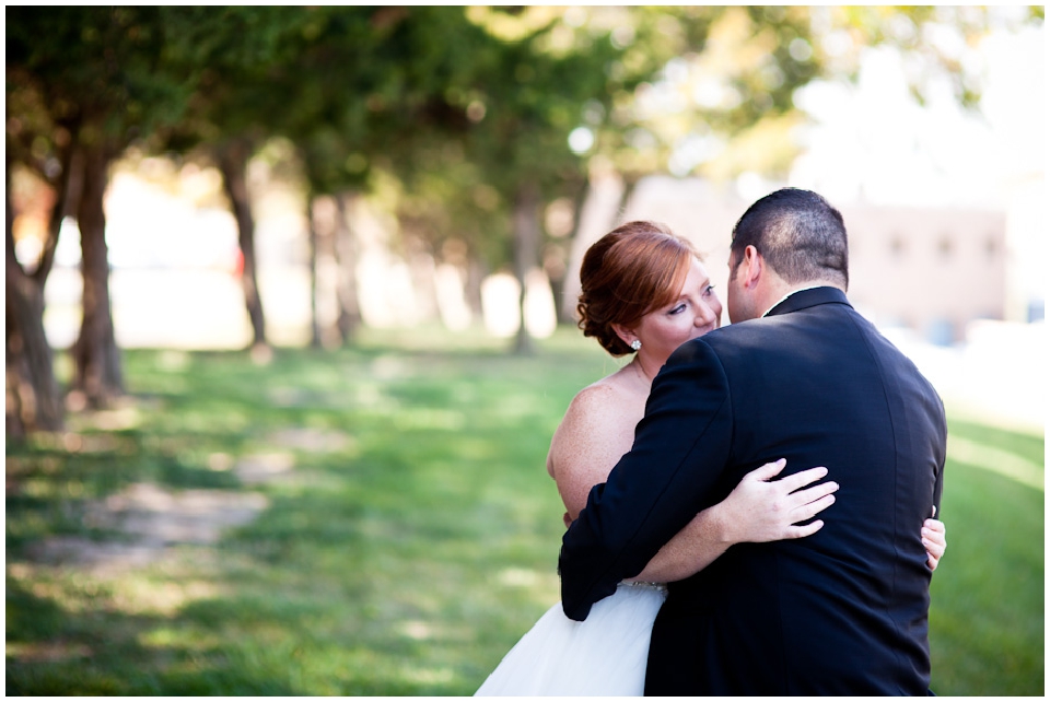 Omaha wedding first look