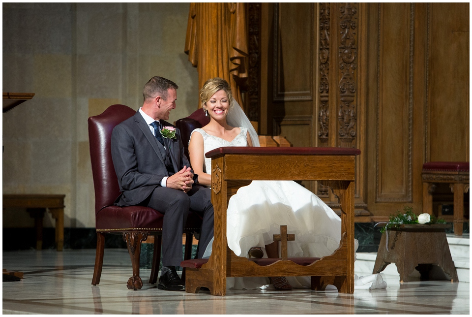 AmyChad-Omaha-Wedding-Photographers-047.jpg
