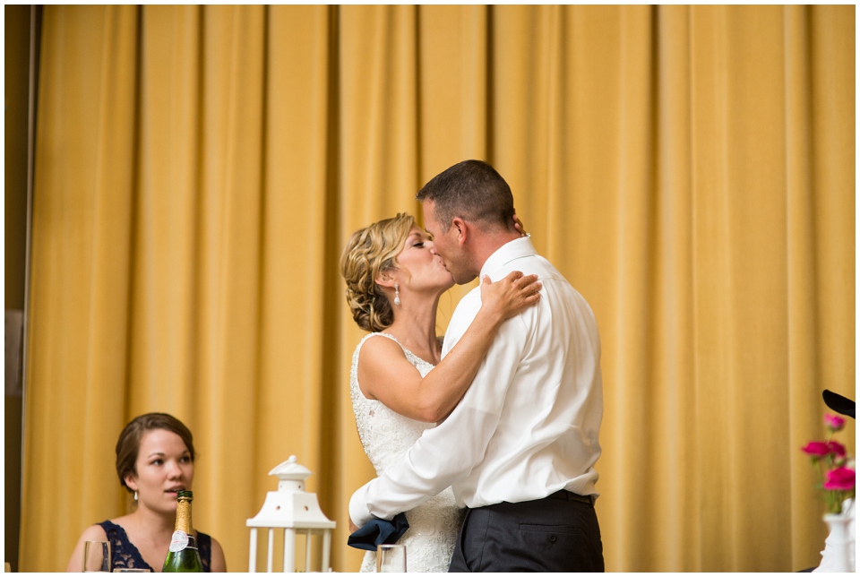 AmyChad-Omaha-Wedding-Photographers-111.jpg
